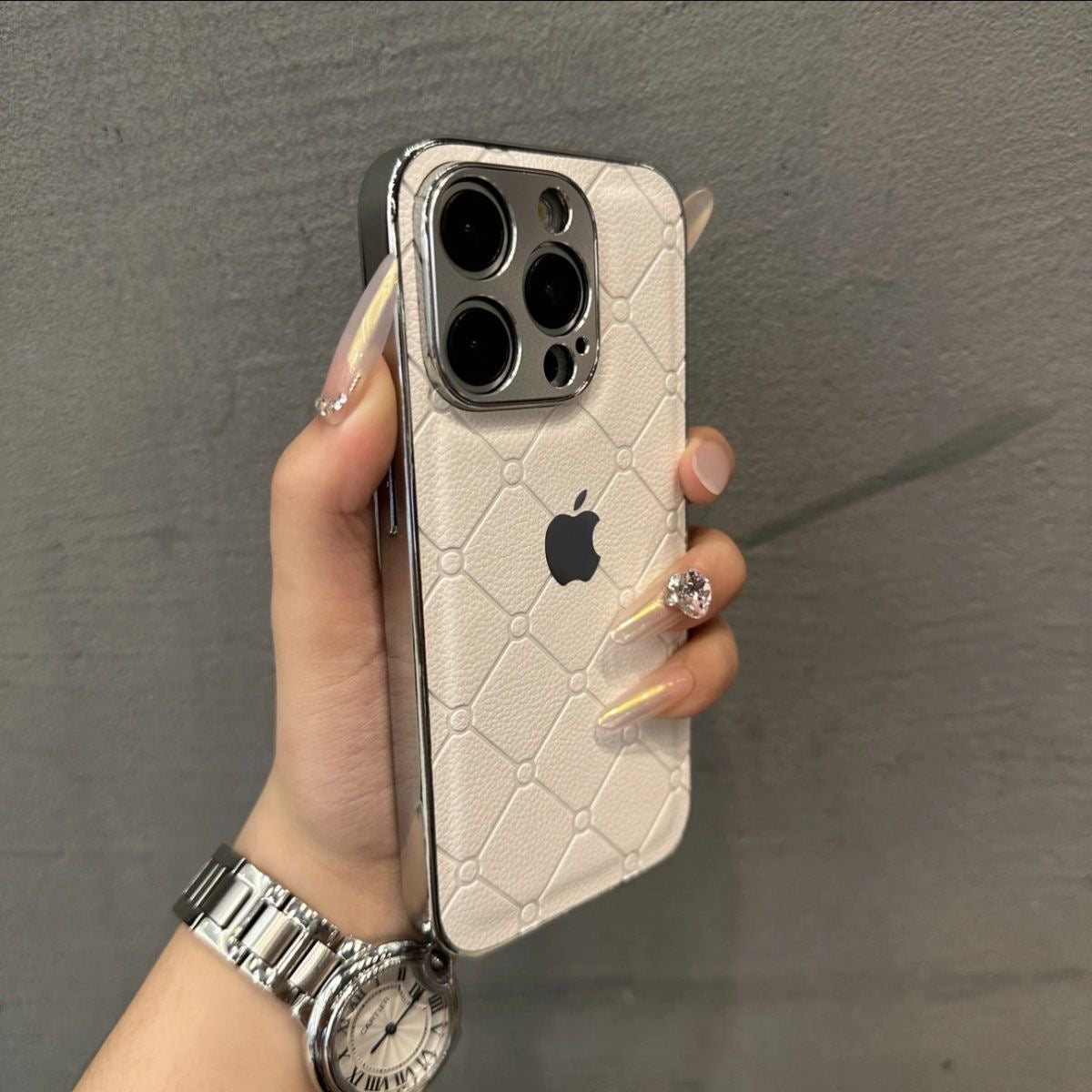 Casing Cincin Logam Kulit Bentuk Berlian Mewah Untuk iPhone
