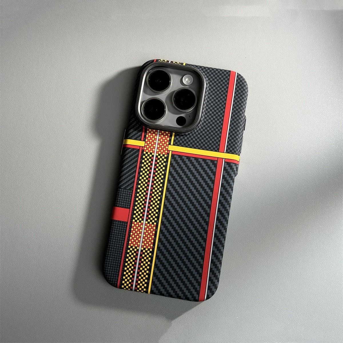 Premium Carbon Fiber Texture Case with Striking Lines