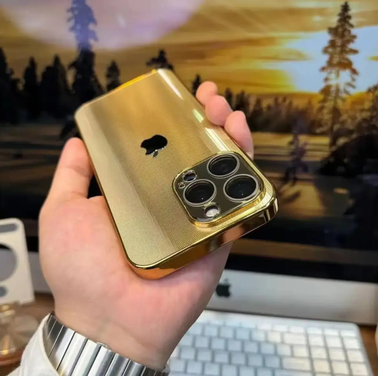 Diamond Pattern 3D Glare Laser Goggles Phone Case