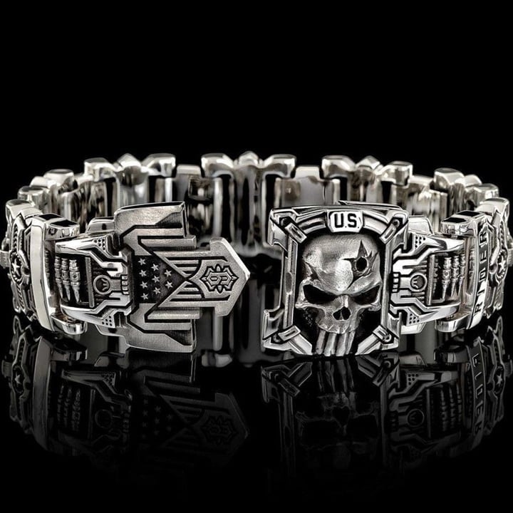 HOT SALE-Armed Forces Destiny Struggle Skull Interlock Silver Bracelet