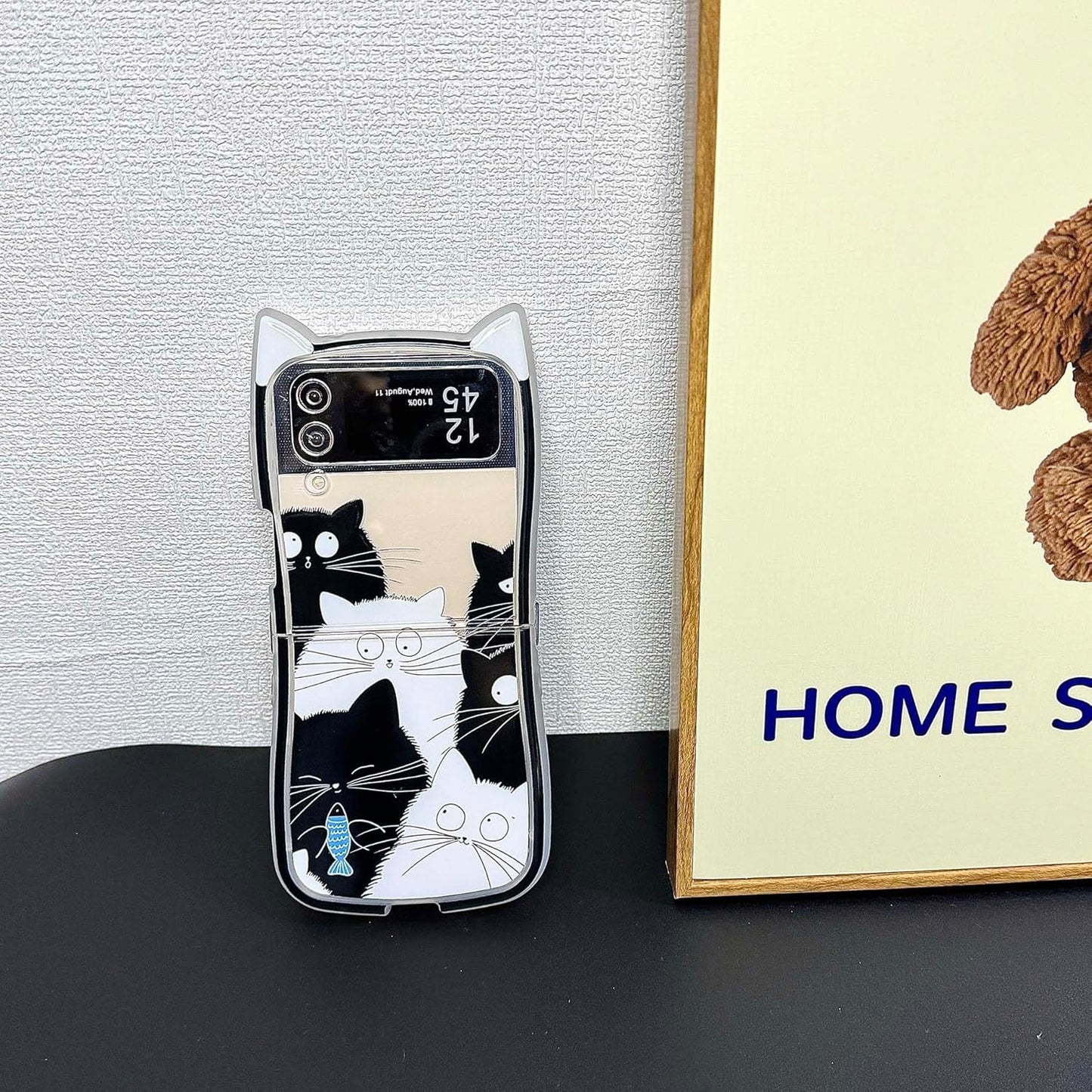 🐱[New Cat Ears] Black and White Cat Phone Case, Suitable for Galaxy Z Flip 3/Galaxy Z Flip 4/Galaxy Z Flip 5/Galaxy Z Flip 6