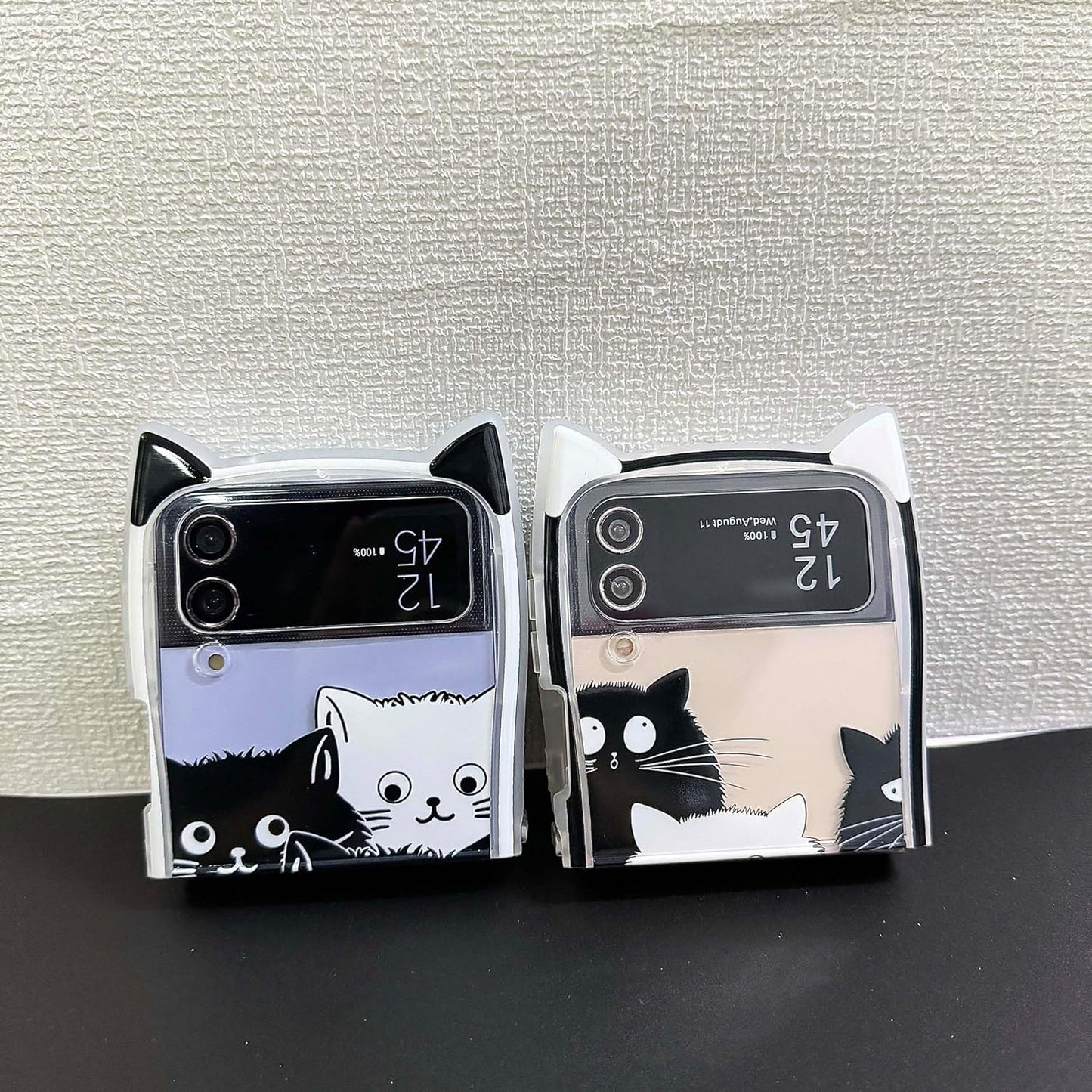 🐱[New Cat Ears] Black and White Cat Phone Case, Suitable for Galaxy Z Flip 3/Galaxy Z Flip 4/Galaxy Z Flip 5/Galaxy Z Flip 6