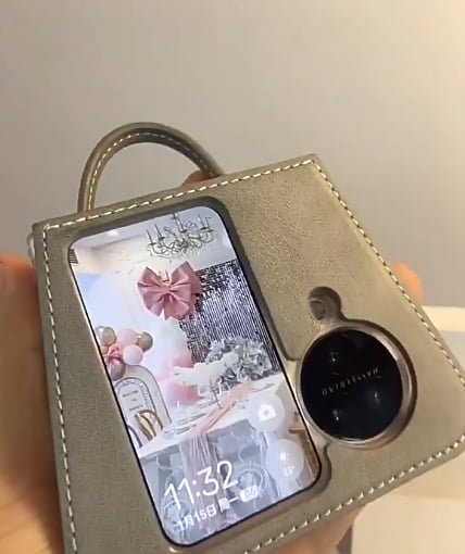 Luxury Leather Handbag Flip Phone Case For Galaxy Z Flip 3/Galaxy Z Flip 4/Galaxy Z Flip 5/Galaxy Z Flip 6 with Crossbody Lanyard